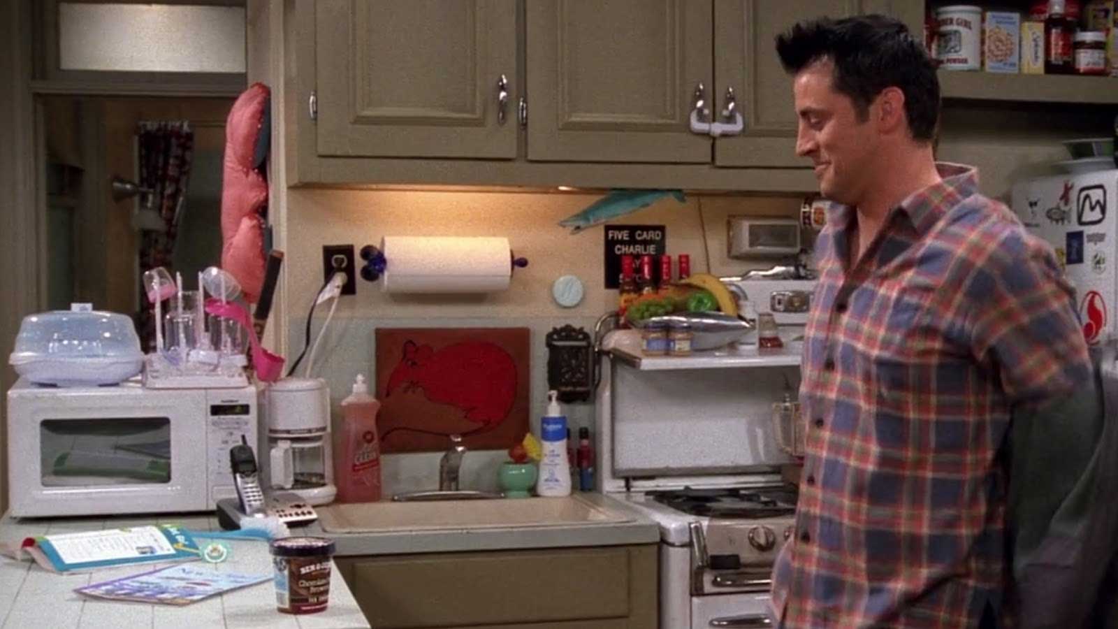 Placement in Friends with Matt LeBlanc